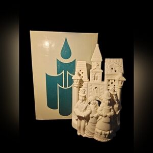 Vtg PartyLite Village Carolers Bisque Porcelain Tea Light Candle Holder PO204